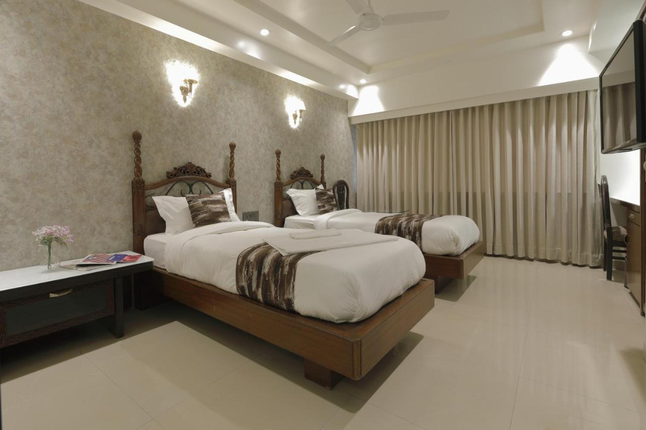 Hotel Ariana Residency Mumbai Exteriör bild