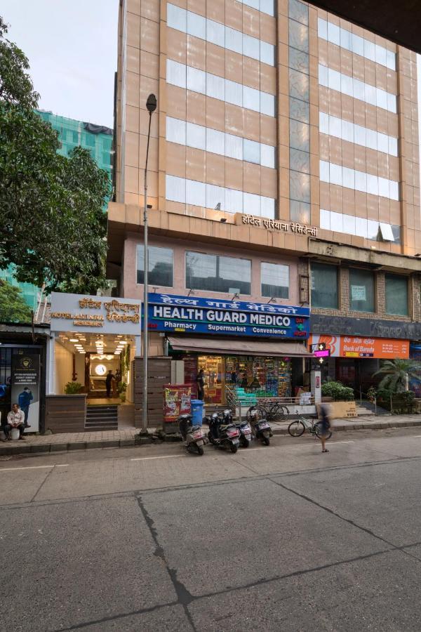 Hotel Ariana Residency Mumbai Exteriör bild